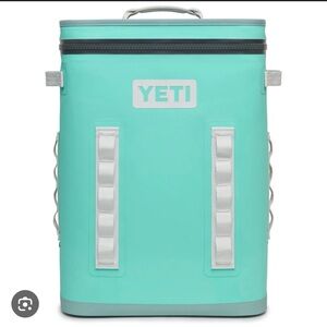 YETI Aqua Soft Cooler Backflip 24